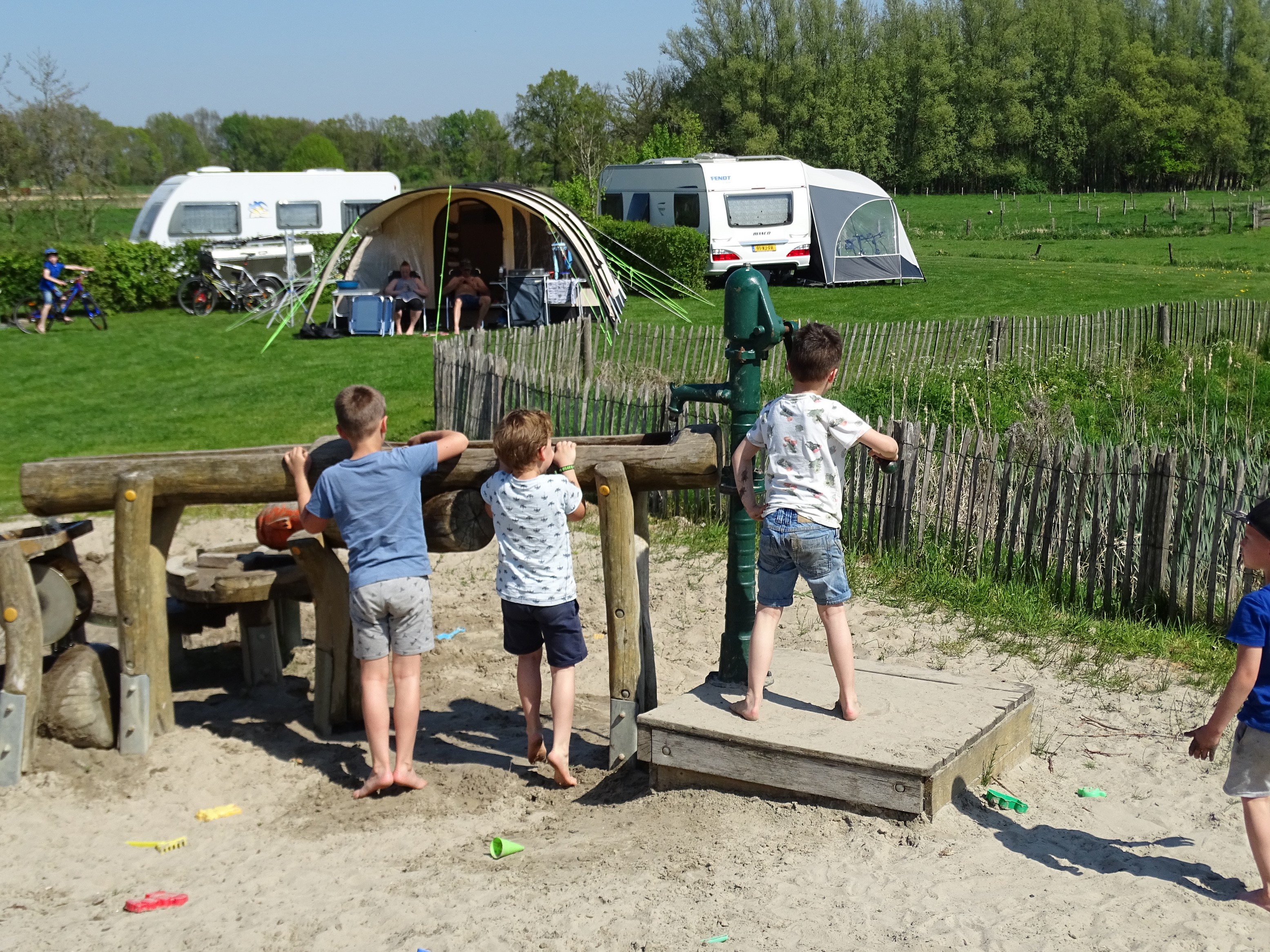 Kinderfeestje op boerderijcamping Gelderland